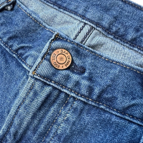 Women’s GAP Low Rise Wide Leg Jeans Ripped Hem (Low Rise Stride) 100% Cotton - Picture 4 of 11